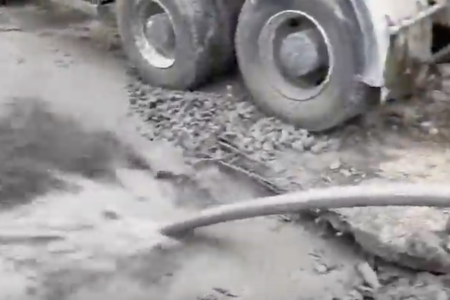 Наглядное видео о работе погружного шламового насоса 100TBS6